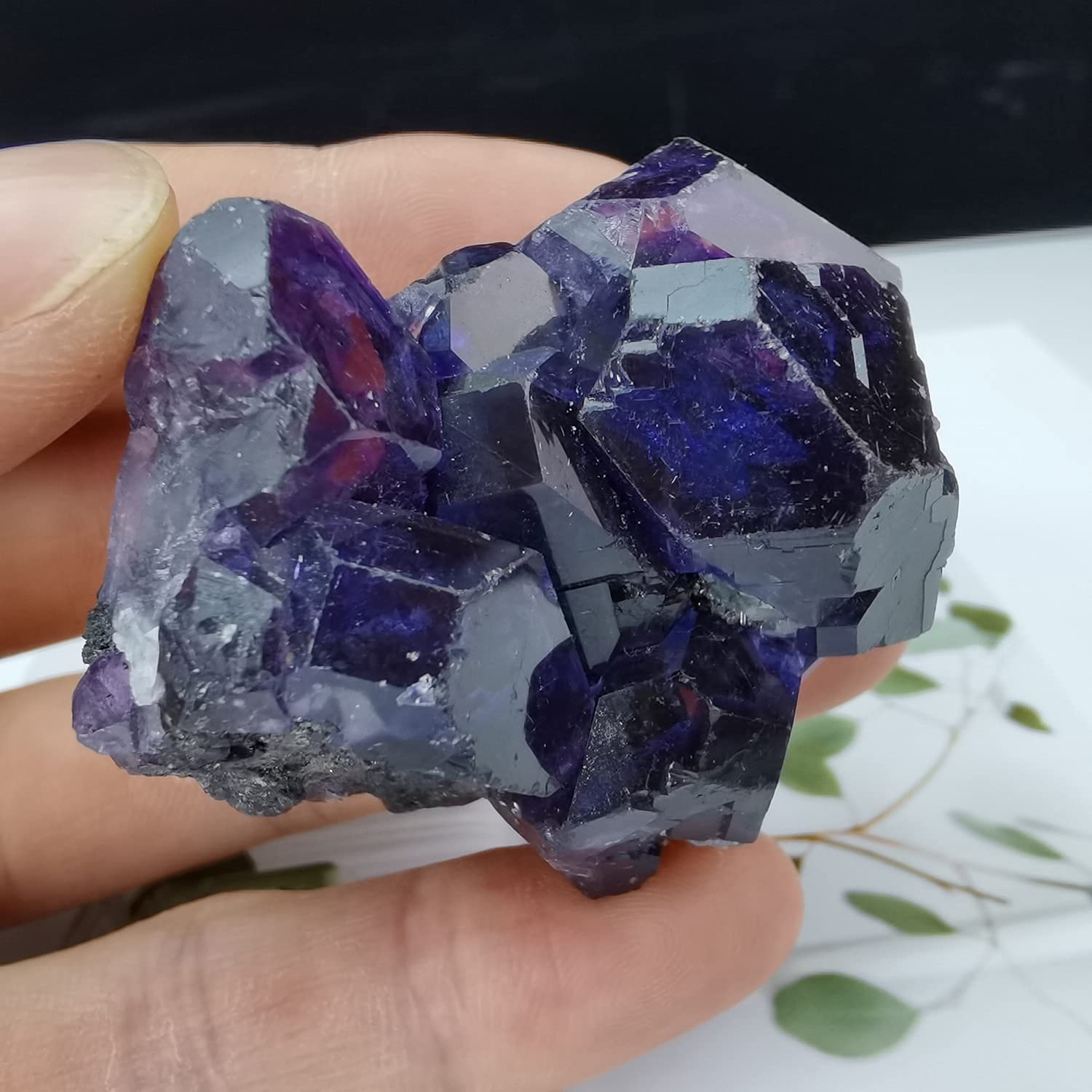 Amazon.co.jp: 天然水晶ラフ天然多面体タンザナイト青紫蛍石クラスター